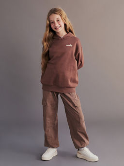 Kap??onlu S?rt Bask?l? K?z ?ocuk Sweatshirt