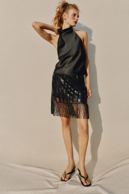 TOP HALTER SATINADO / Negro