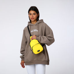 Сумка-слинг на молнии TEXTURA, наружный карман, жёлтая