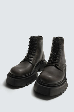 DISTRESSED CHUNKY LACE-UP BOOTS - Zara фото 5