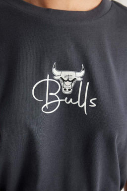 DeFactoFit Футболка с короткими рукавами и круглым вырезом NBA Chicago Bulls  фото 8