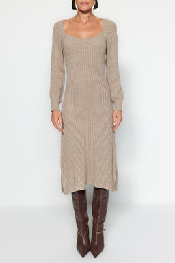 TRENDYOLMILLA Kiremit Midi Triko Kalp Yaka Elbise TWOAW24EL00212  фото 4