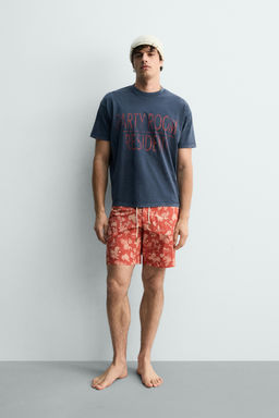 CAMISETA TEXTO EFECTO LAVADO / Azul