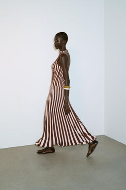 TEXTURED STRIPED PLEATED SKIRT - Zara фото 5