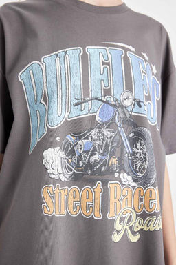 Широкая футболка Oversize с круглым вырезом и короткими рукавами с принтом - Defacto фото 5