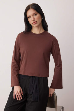 TRENDYOLMILLA Siyah Premium Ispanyol Kol Bisiklet Yaka Regular/Normal Kal?p Orme T-Shirt TWOAW24TS00008  фото 20