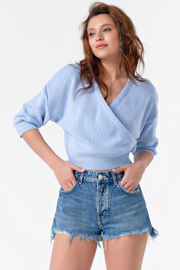 Джемпер летний укороченный из хлопка голубой