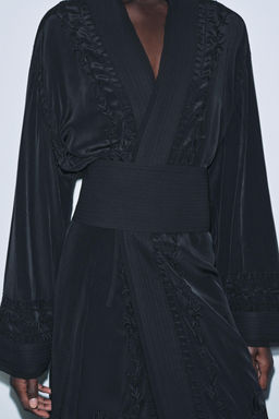 ZW COLLECTION LIMITED EDITION EMBROIDERED SASH KIMONO - Zara фото 4