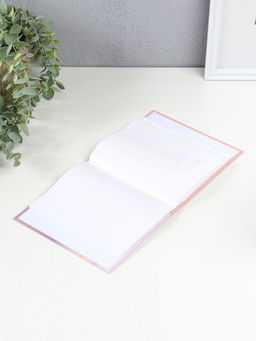 Фотоальбом на 40 фото 10х15 см "Сердце и белая роза с бабочками" в коробке 4,5х14х17 см