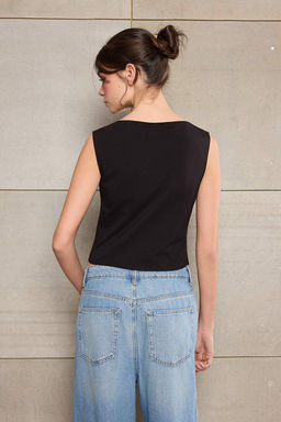 Ac?k Sar? Fitted/Vucuda Oturan Kay?k Yaka Kolsuz Crop Pamuklu Esnek Orme Bluz TWOSS26BZ00035 - Trendyolmilla фото 12