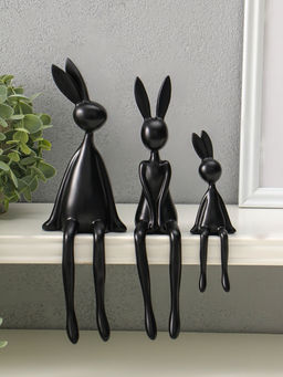 Набор фигурок настольных полистоун Семья зайцев, на полку, чёрный, 3 шт.