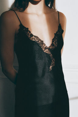 SATIN TOP WITH LACE STRAPS - Zara фото 4