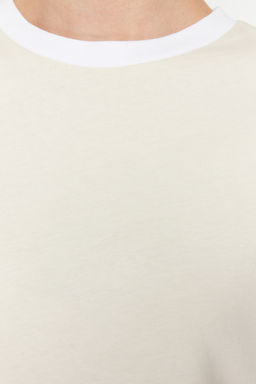 TRENDYOLMILLA Siyah %100 Pamuk Kontrast Yaka ve Serit Detayl? Oversize/Rahat Kesim Orme T-Shirt TWOSS24TS00052 фото 5