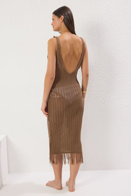 TRENDYOLMILLA Ekru Vucuda Oturan Maxi Triko Puskullu Plaj Elbisesi TBESS22EL2920  фото 9