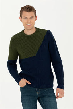 Мужской темно-синий свитер