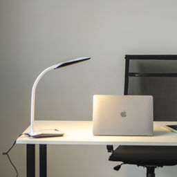 TLD-545 Black-White/LED/350Lm/3500K Светильник настольный, 4W. Механический выключатель. Черный с белым. ТМ Uniel