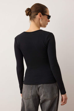 Siyah Fitted/Vucuda Oturan Kruvaze Yaka Uzun Kol Fitilli Esnek Orme Bluz TWOAW21BZ1274