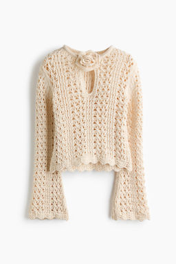 Top efecto crochet con aplicaci?n