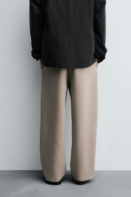 PANTAL?N RELAXED FIT PLIEGUES / Tostado claro - Zara фото 12