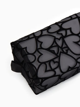 Косметичка дор Сердца 17,5*9*11, отд на молнии, черный