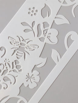 Цена за 4 шт. Трафарет бордюрный пластик Пчёлы, 10?30 см