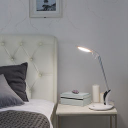 TLD-547 White/LED/400Lm/3300-6000K/Dimmer Светильник настольный, 8W. Сенсорный выключатель. Диммер. Белый. ТМ Uniel