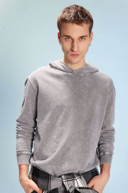 Regular Fit Kapusonlu Y?kamal? Soluk Efektli Basic Duz Sweatshirt