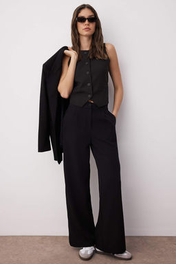 Siyah Wide Leg/Genis Paca Pilili Dokuma Kumas Pantolon TWOSS21PL0189