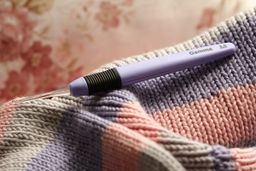 Для вязания Gamma CH-LD крючок с подсветкой пластик d 6.0 мм 15.6 см в картонной упаковке с европодвесом оранжевый