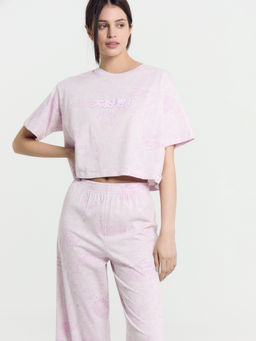 Комплект женский (футболка, бриджи) фиолетовый с принтом "комиксы"