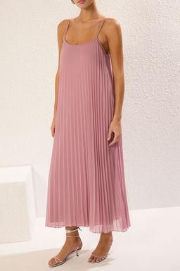 TRENDYOLMILLA Siyah Duz Y?rtmacl? Maxi Piliseli A-line Esnek Orme Elbise TWOSS25EL00170 фото 14