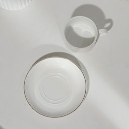 Кофейная пара фарфоровая «Золотая линия», 2 предмета: кружка 130 мл, блюдце d=13,5 см, цвет белый