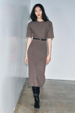 MIDI DRESS WITH BELT - Zara фото 9