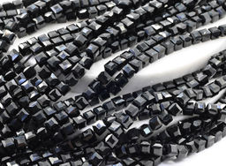 Бусины из циркона кубик гр.4*4мм цв.черный, 39см, 89 бусин Радуга камня