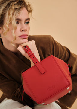 Кожаная сумка Quadra DBR 30989 красный