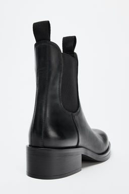 LEATHER ANKLE BOOTS WITH ELASTIC SIDES
