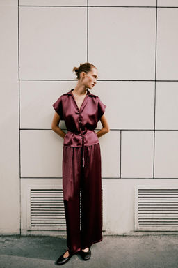 HIGH-WAIST SLIM TROUSERS