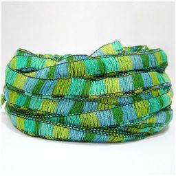 Цена за 1 мотков пряжи Lase File