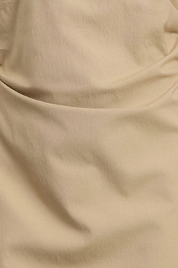 TRENDYOLMILLA Gri Duz Vucudu Saran Mini Drape Detayl? Dokuma Elbise TWOAW25EL00541  фото 8