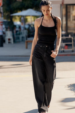 TOP HALTER PUNTO STRETCH / Negro