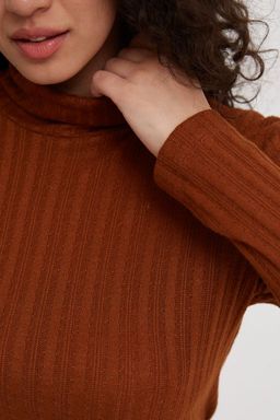 60661 Водолазка Елисеева Олеся - Eliseeva olesya фото 6