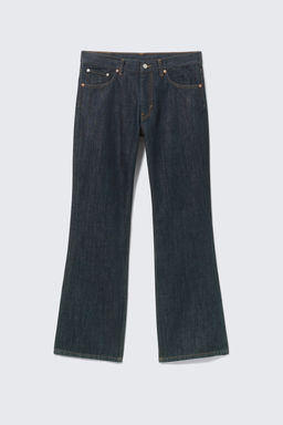 Vaqueros de tiro medio y pernera bootcut holgada Mercury - H&m фото 14