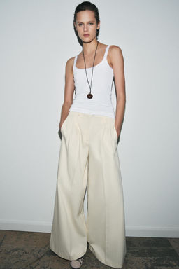 RIBBED VEST TOP