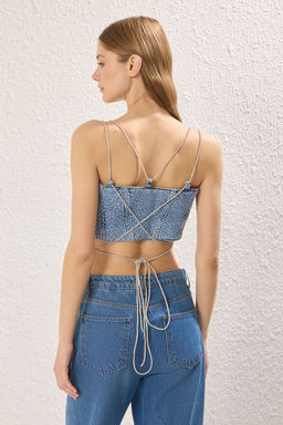 Trendyolmilla Limited Edition Mavi Tasl? Baglamal? Crop Denim Bluz TWOSS25BZ00367
