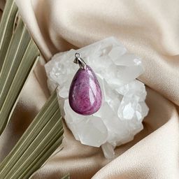 Кулон из Рубина в Цоизите