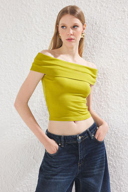 Trendyolmilla Siyah Carmen Yaka Fitted/Vucuda Oturan Orme Bluz TWOSS25BZ00126  фото 12