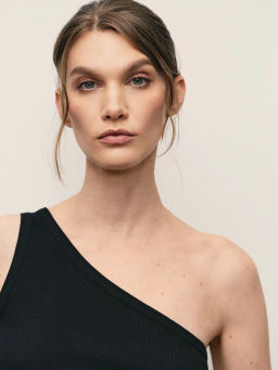 Топ на одно плечо / Zarina  фото 6