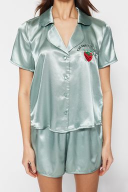 Trendyolmilla Siyah Cilek ve Slogan Nak?sl? Saten Sortlu Dokuma Pijama Tak?m? THMSS22PT0395 фото 22