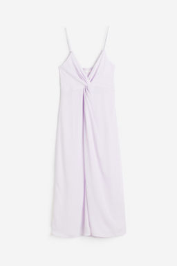 Vestido con escote de pico
