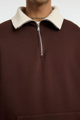 Kahverengi Oversize/Genis Kesim Dik Yaka Fermuarl? Ici Polarl?/S?cak Tutan Sweatshirt TMNAW25SW00081